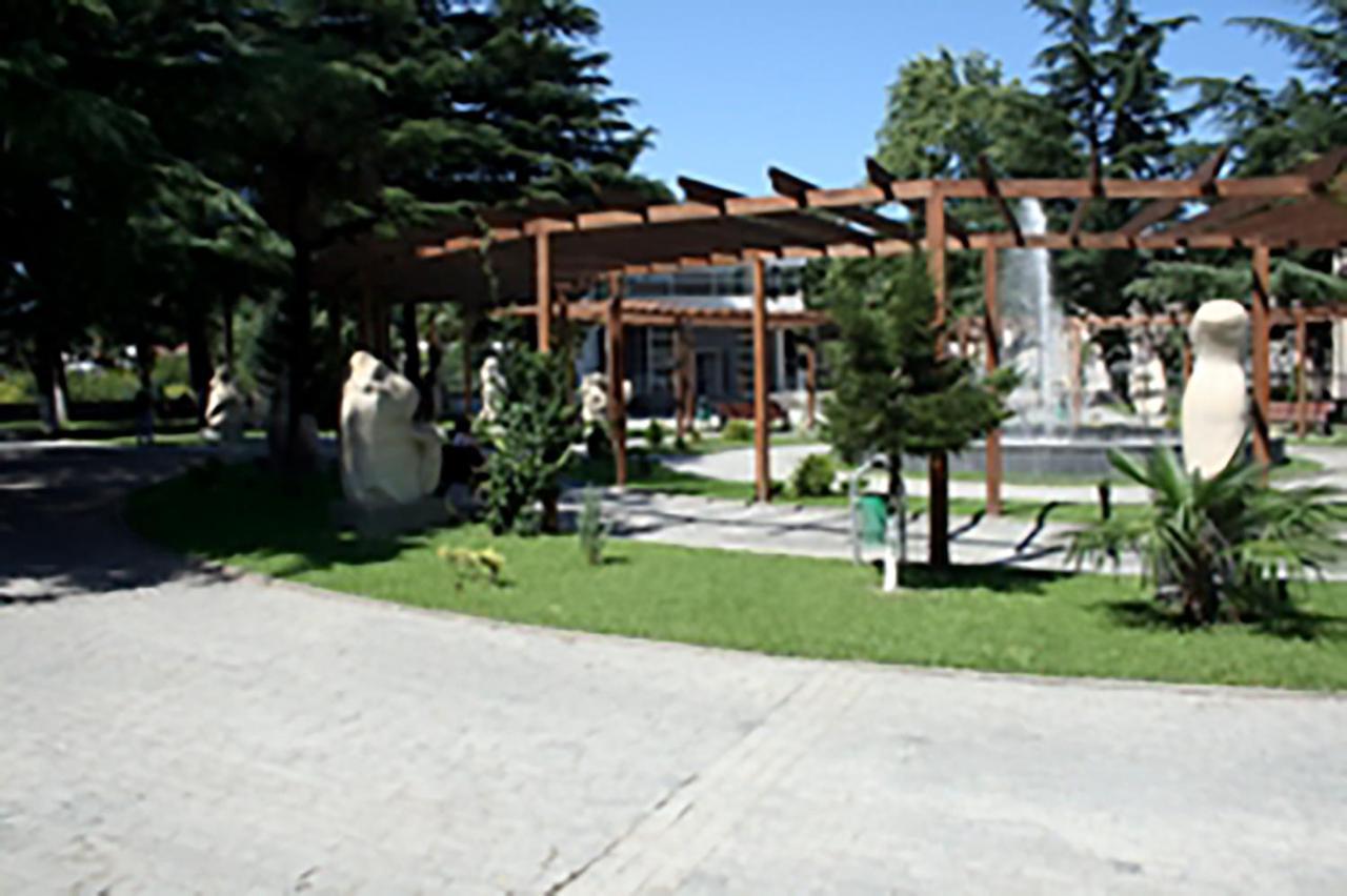 Park Hotel Kutaisi Eksteriør billede