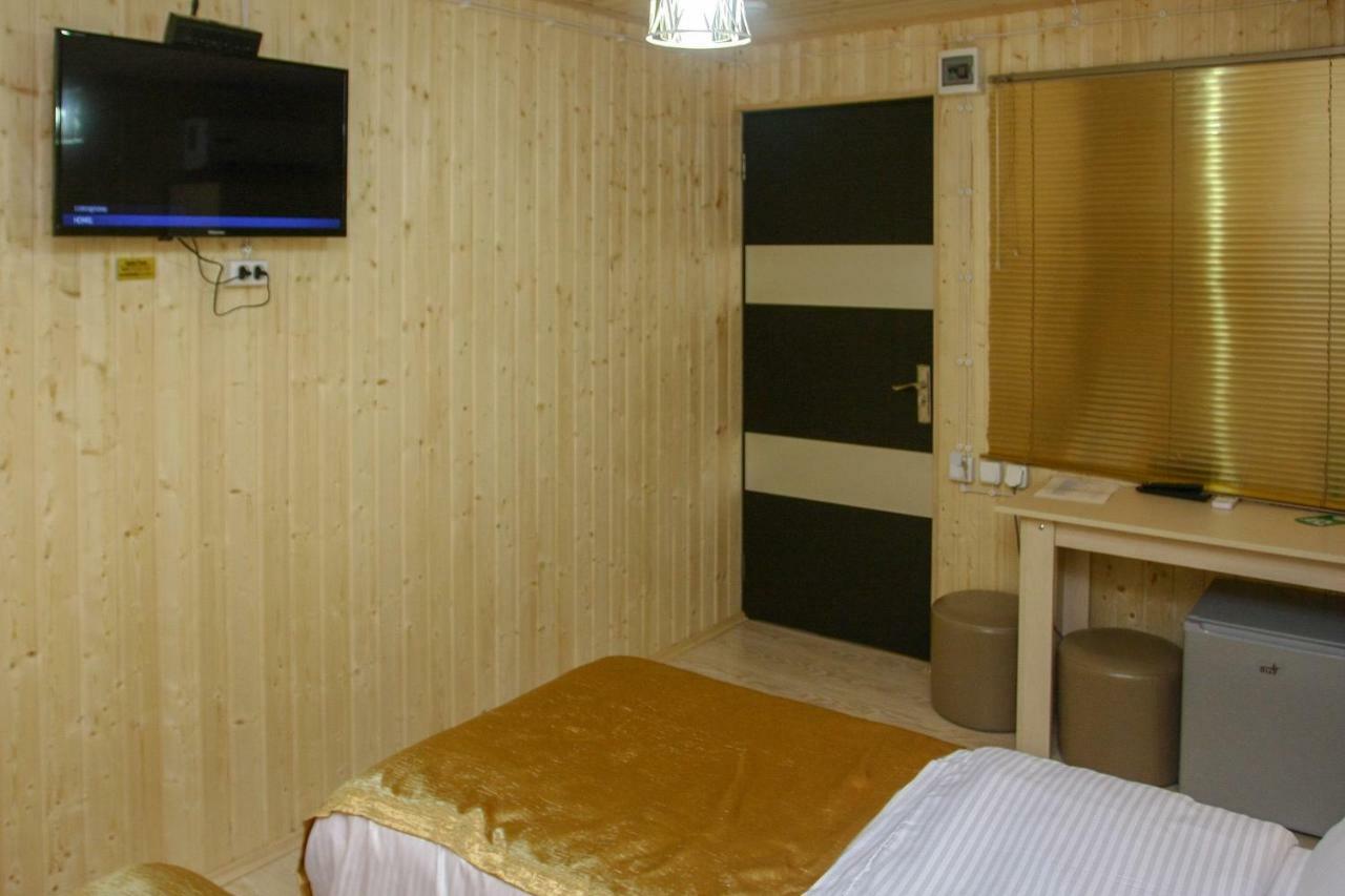 Park Hotel Kutaisi Eksteriør billede